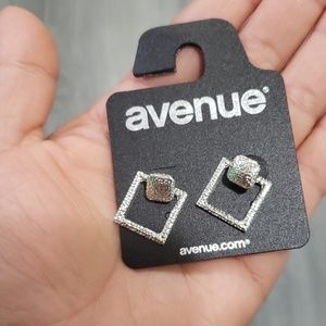 NEW!!EARRINGS FOR WOMEN